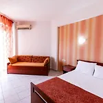 Stefanidis Platani 아파트호텔 3*