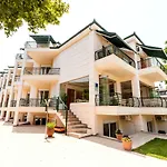 Hotel de apartamente Stefanidis Platani Stavros (Thessaloniki)