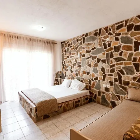 Stefanidis Platani 3*