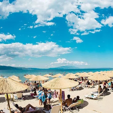 Ξενοδοχείο με διαμερίσματα Stefanidis Platani