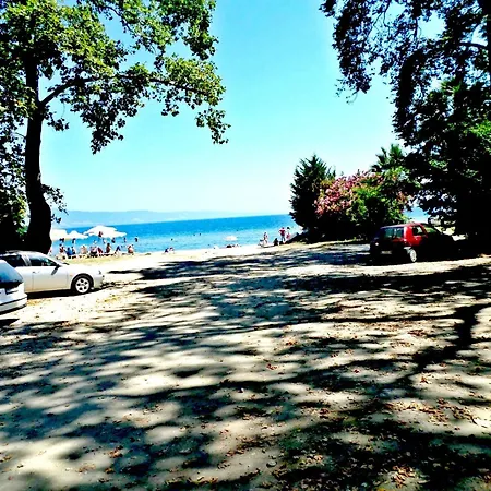 아파트호텔 Stefanidis Platani 3*