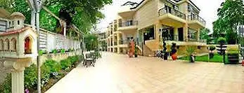 Aparthotel Stefanidis Platani 3*