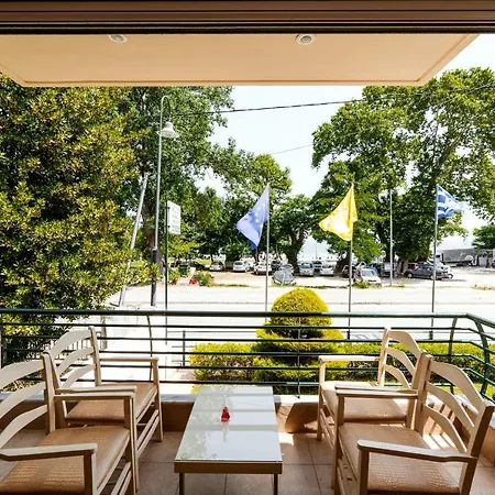 Lägenhetshotell Stefanidis Platani 3*