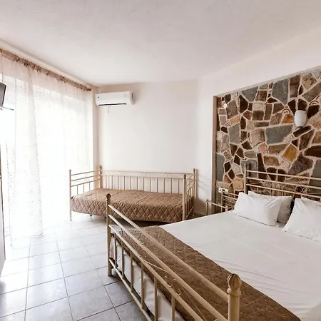 Stefanidis Platani Aparthotel 3*