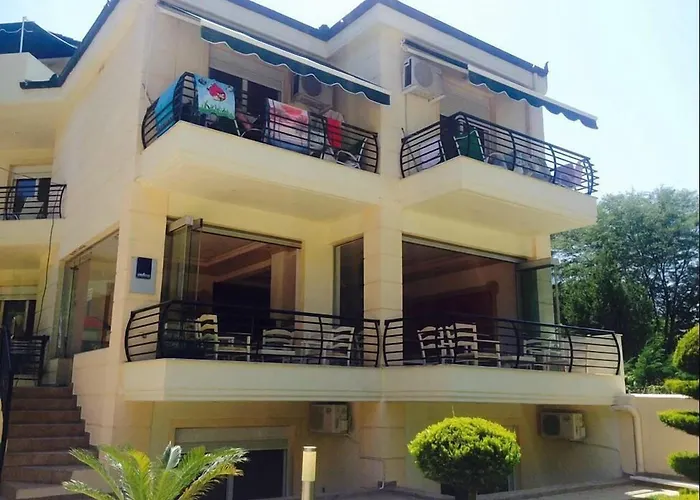 Stefanidis Platani Apartmanhotel